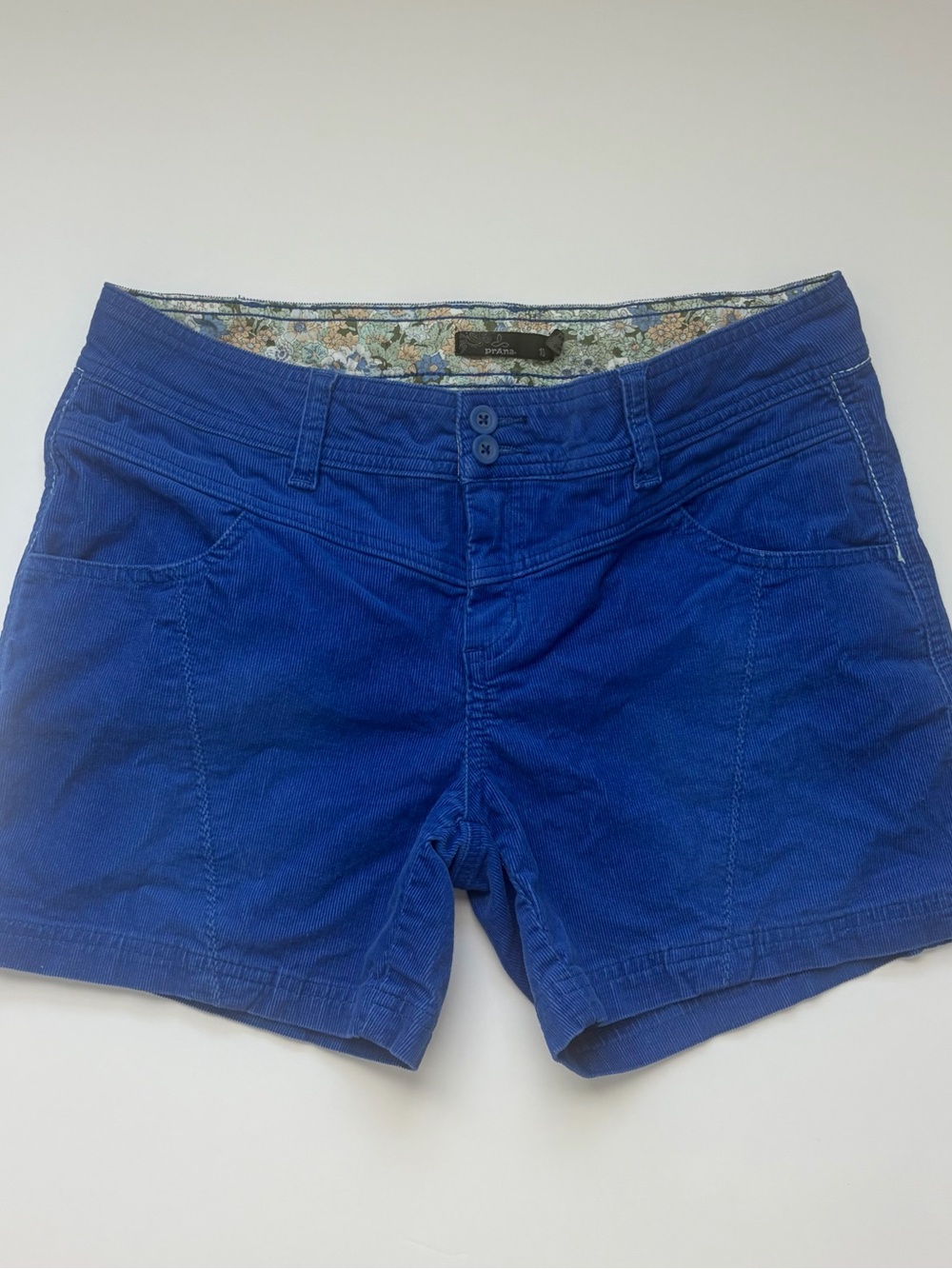 Prana Casual Mid-Rise Women’s Blue Corduroy Bermuda Shorts